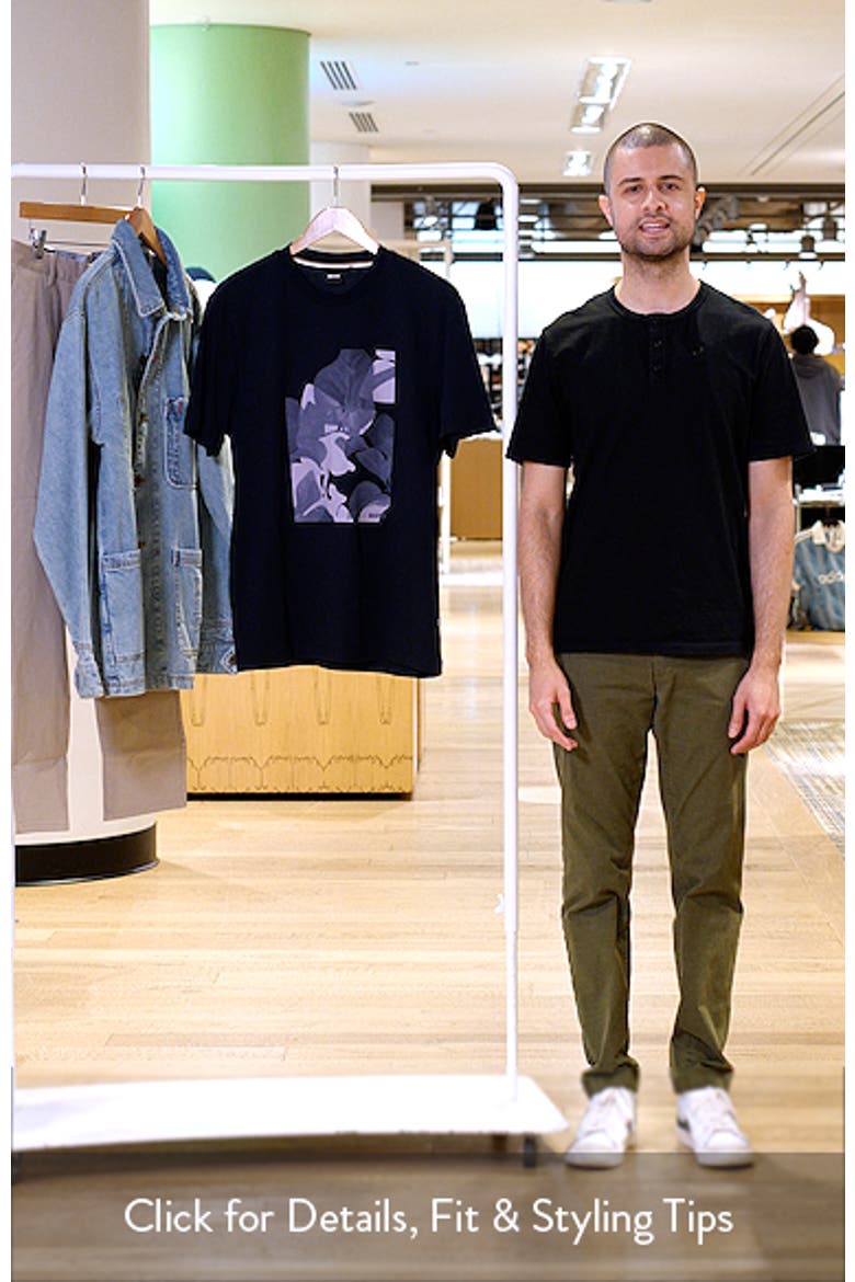 Thompson Graphic Cotton T-Shirt video