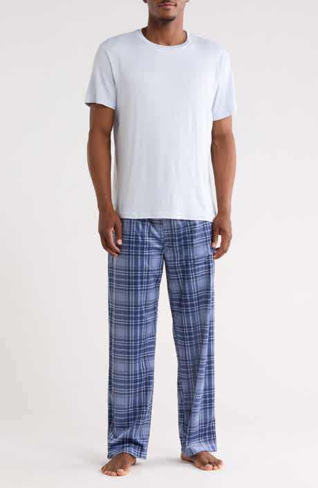 GEOFFREY BEENE Crewneck T-Shirt & Plaid Pajama Pants Set
