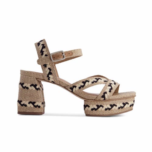 BERNARDO FOOTWEAR BERNARDO FOOTWEAR LIANA EMBROIDERED PLATFORM SANDAL