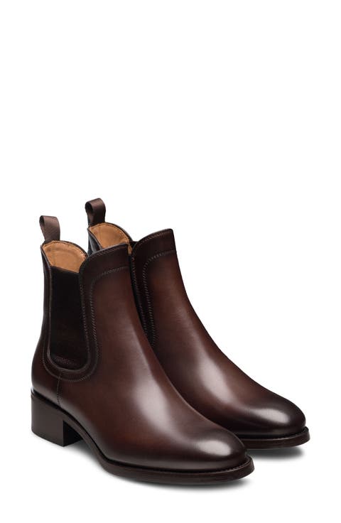 Delana Chelsea Boot (Women)