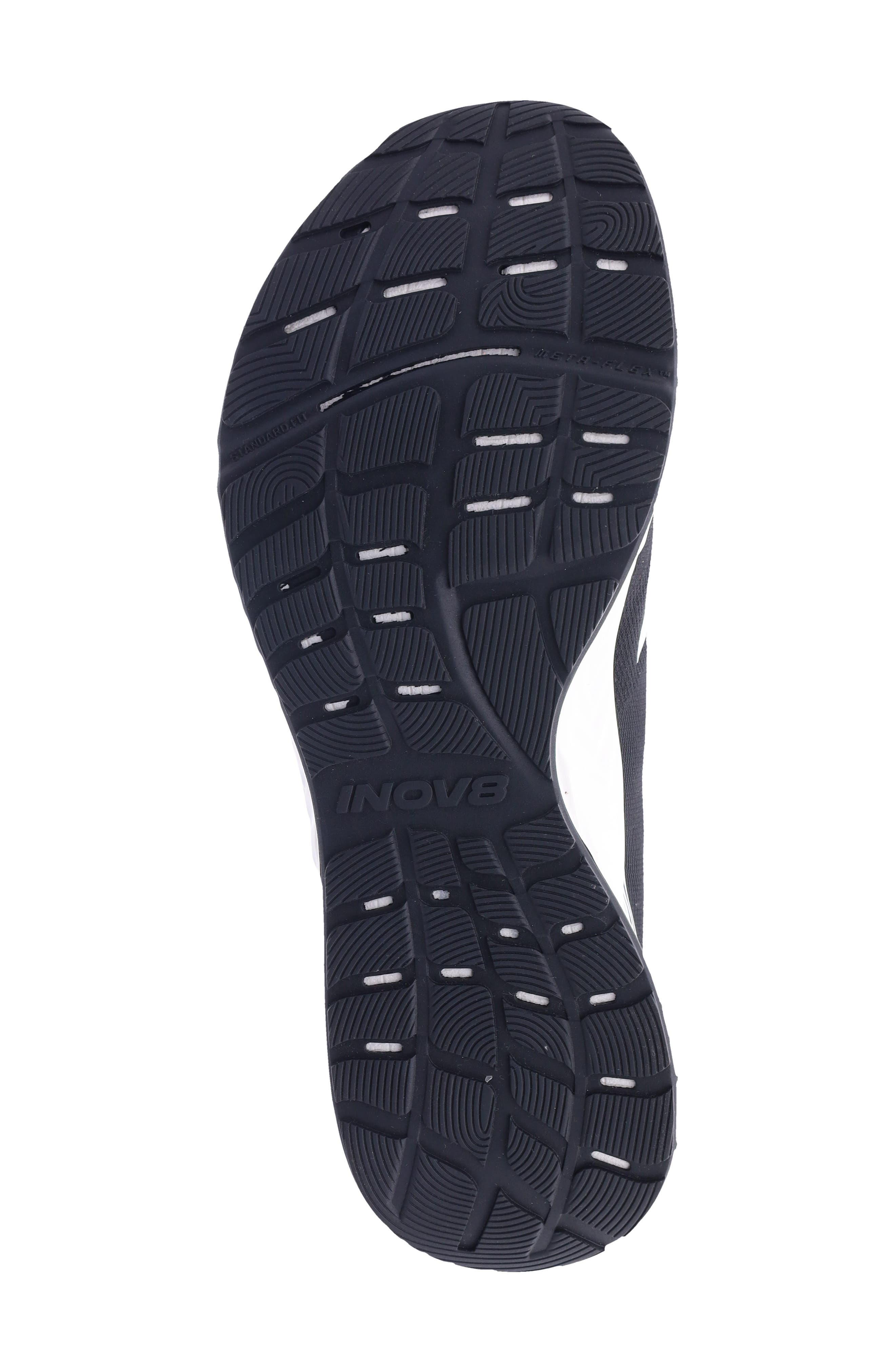 Roadfly Running Shoe, Alternate, color, BLACK/ WHITE