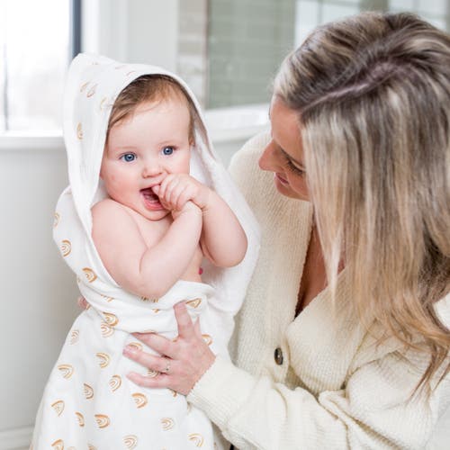 Lulujo Hooded Towel In Rainbow