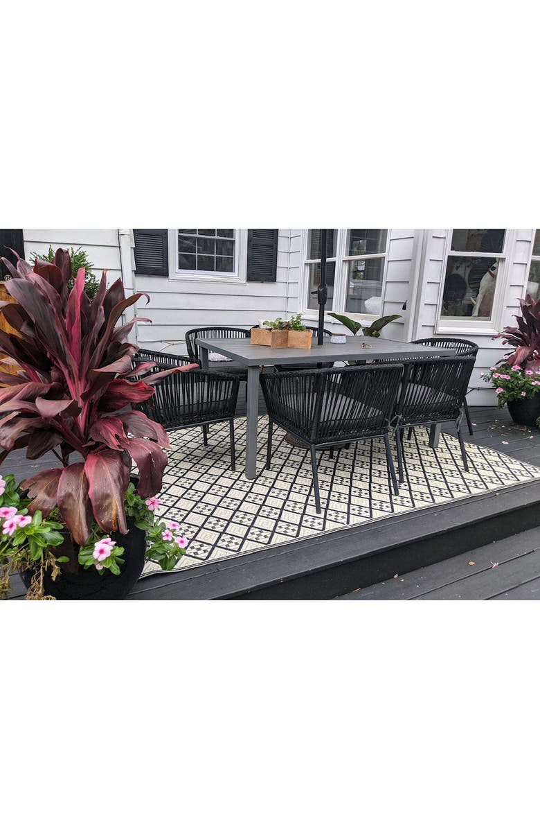 Mad Mats Scotch Rug, Alternate, color, Black White - 2.5'X6'