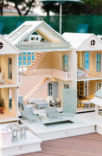 House of Palm Beach Dollhouse