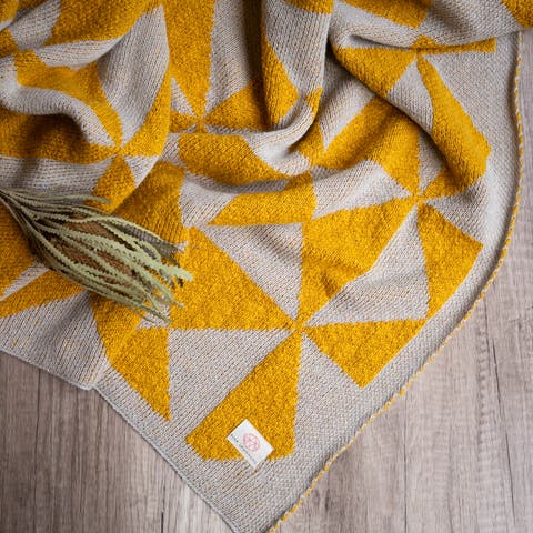 Trikona Organic Cotton Throw Blanket