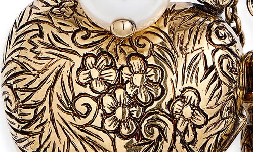 Chloé Chateau Treasures Heart Pendant Necklace In Gold