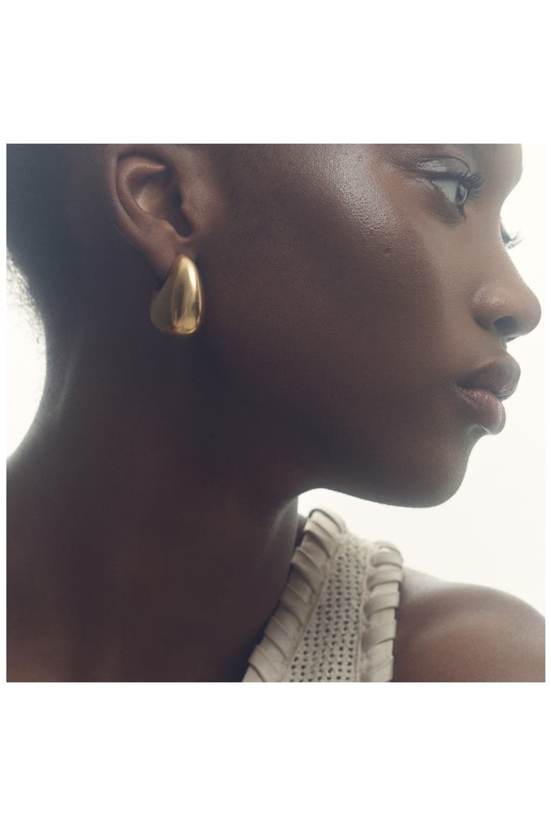 Calla Curve Scoop Earrings, Alternate, color, GOLD TONE