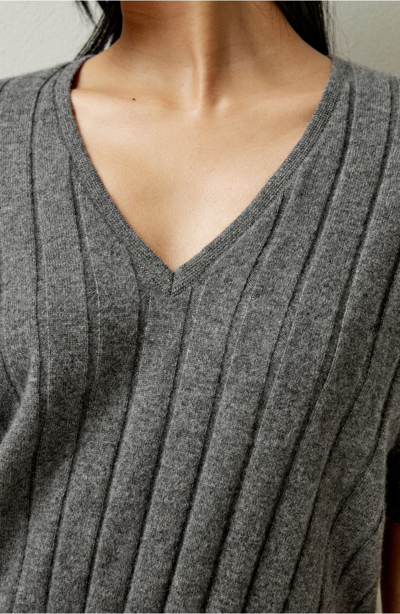 Lilysilk V-Neck Cashmere T-shirt, Alternate, color, Medium Gray