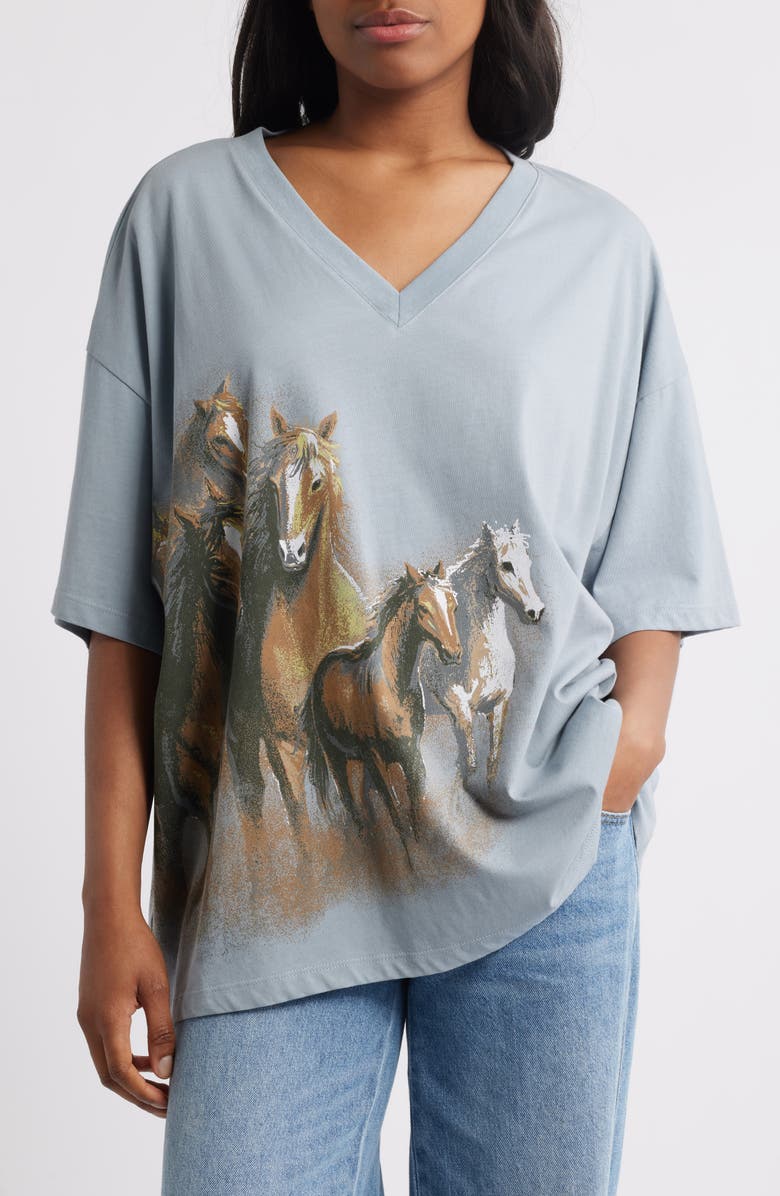 Daydreamer Wild Horses Oversize V-Neck Cotton Graphic T-Shirt, Main, color,