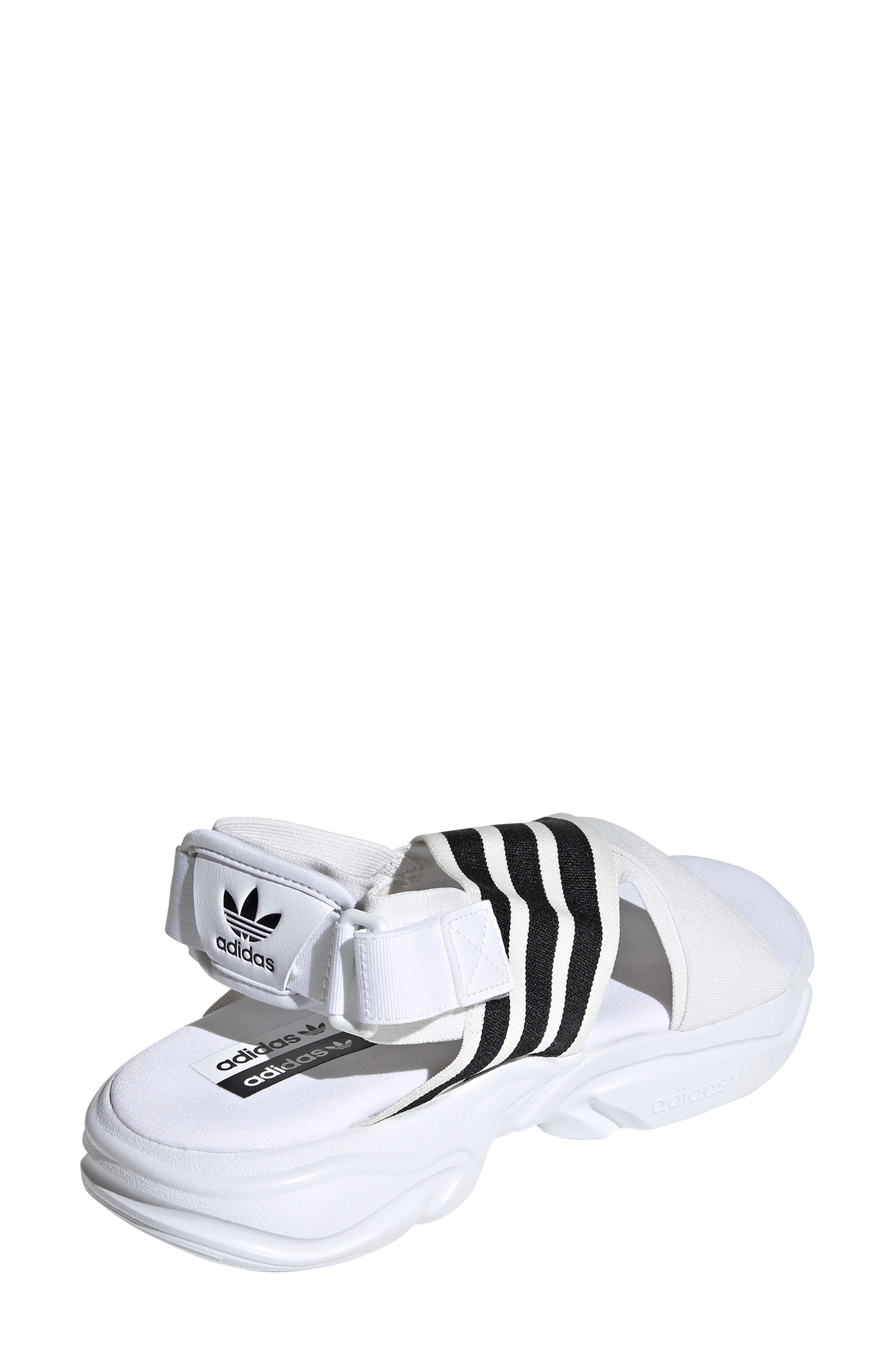 Magmur Sandal, Alternate, color, WHITE/ CORE BLACK