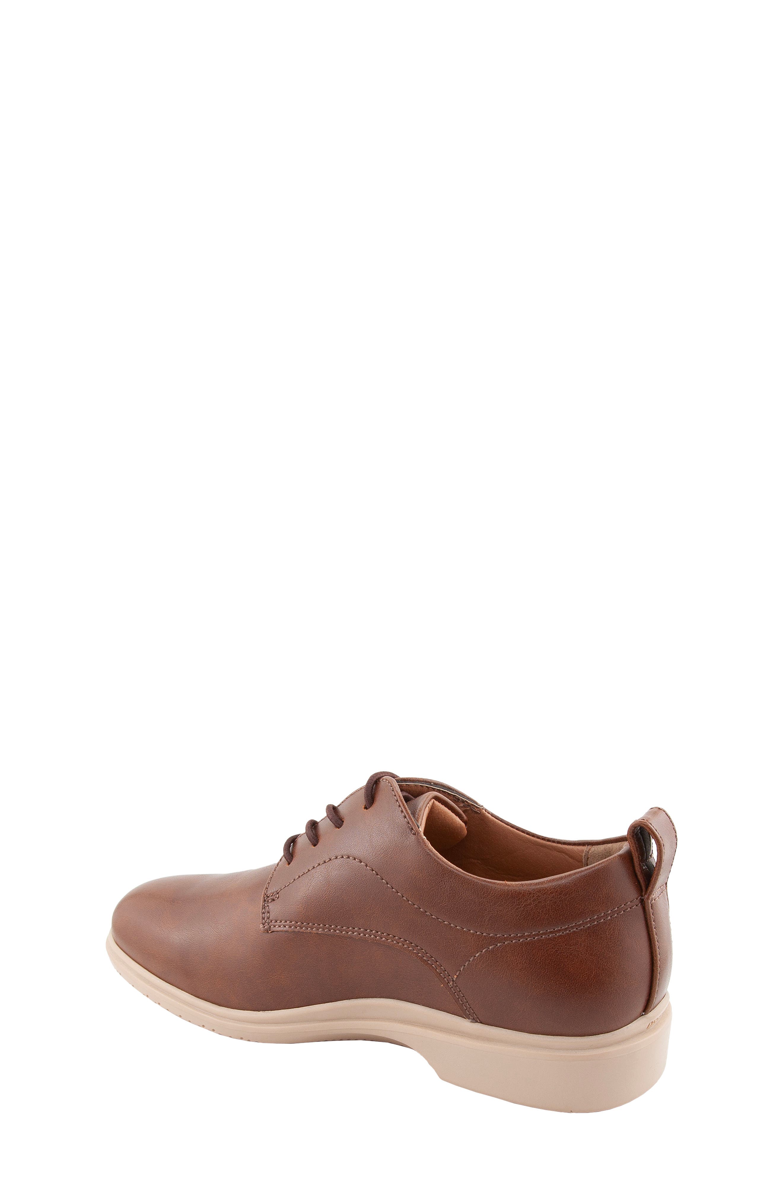 Deer Stags Kids' Lisbon Dress Shoe, Alternate, color, Brown