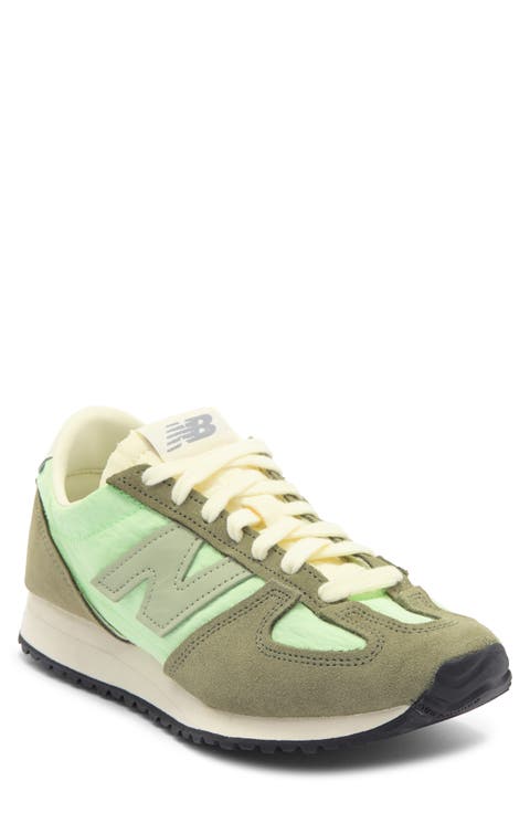 Gender Neutral 471 Sneaker