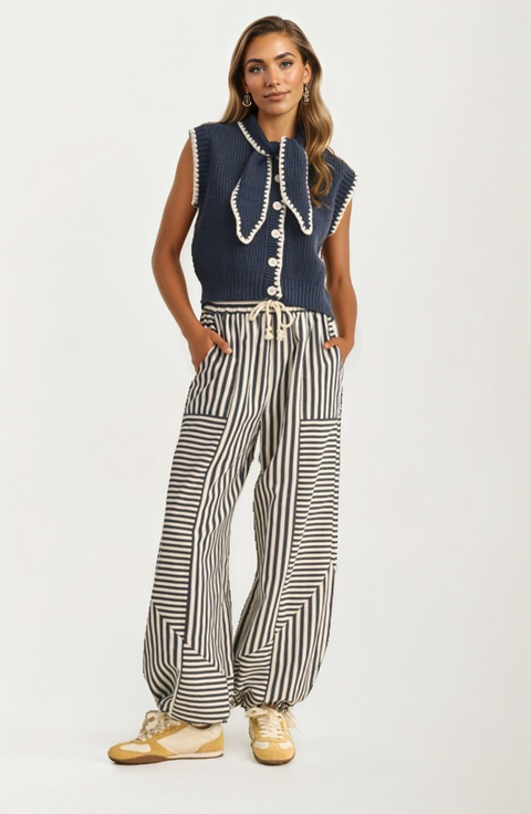 Sleeveless Knit Oversized Bow Collar Contrast Trim Vest