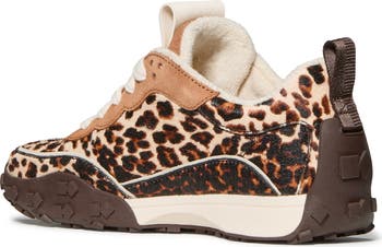 k as in kate sneaker