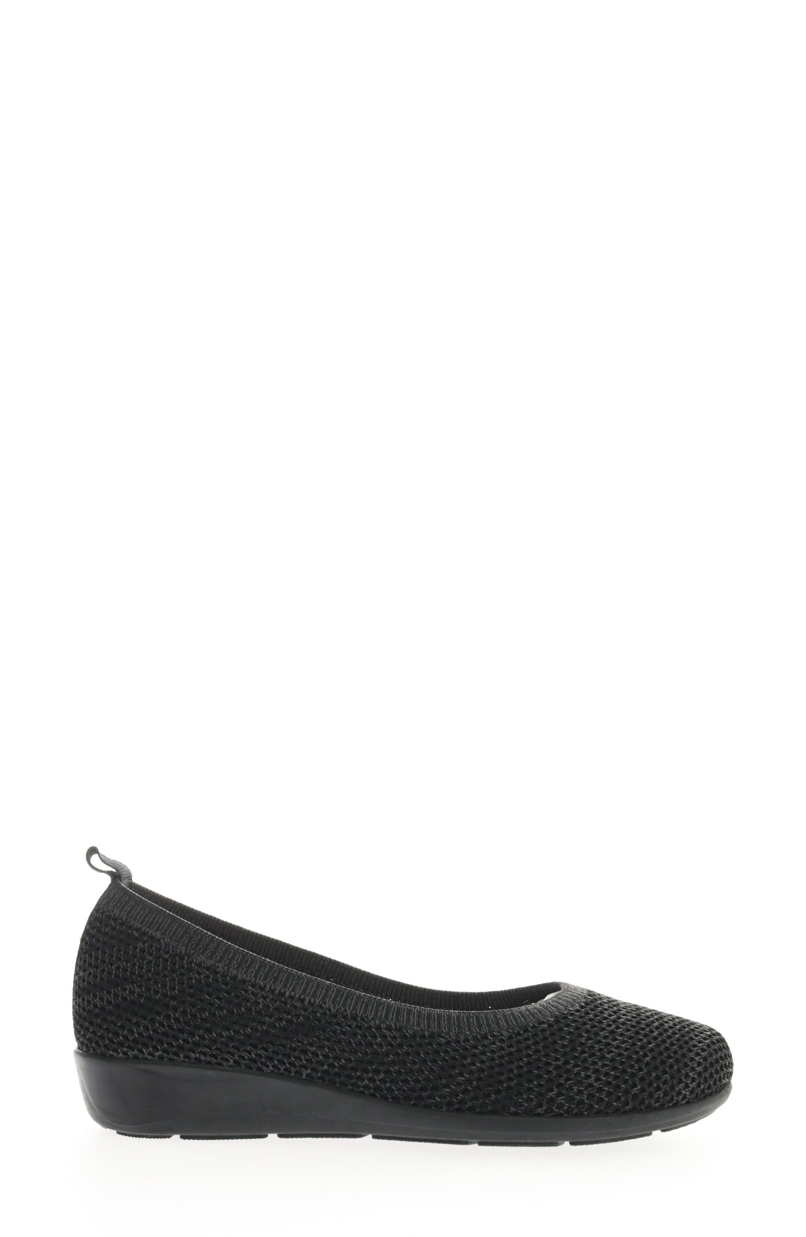 Propét Yen Mesh Flat, Alternate, color, Black
