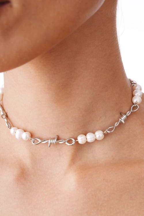 Velvet Luna Freshwater Pearl Wire Choker In Silver