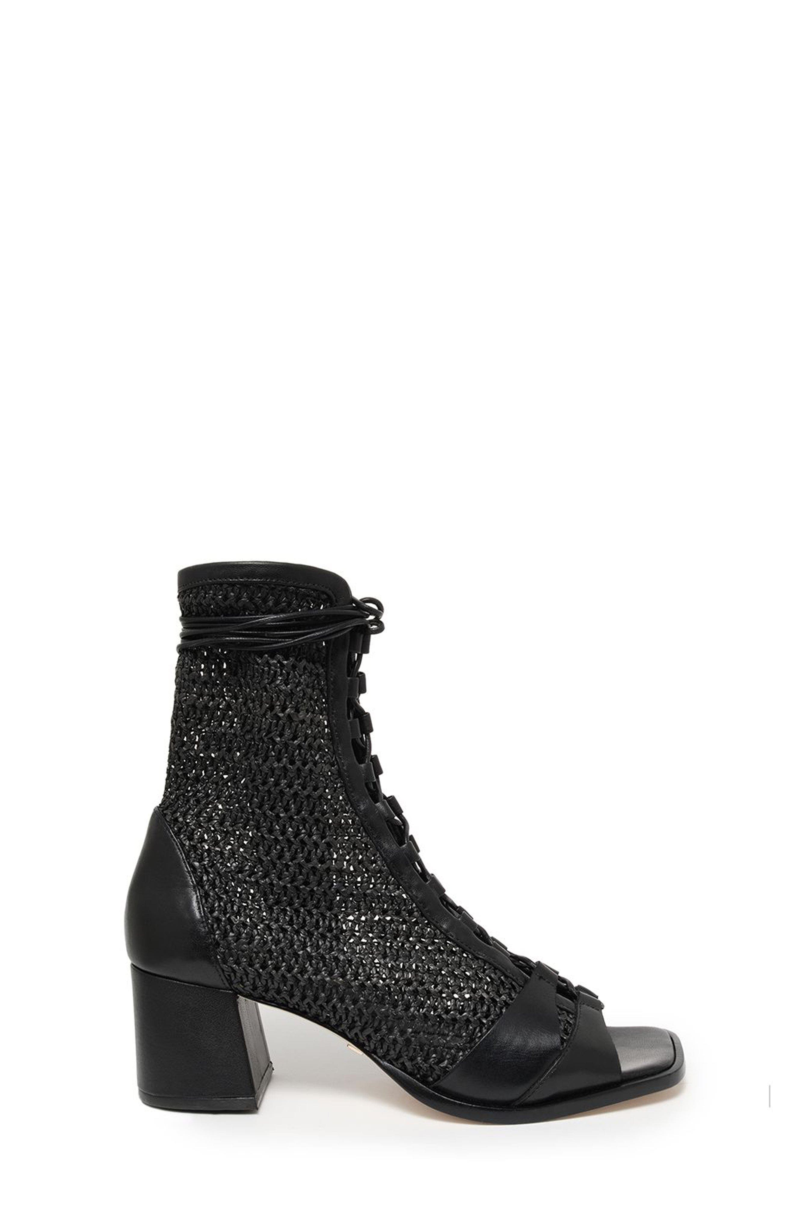 Frida Bootie
