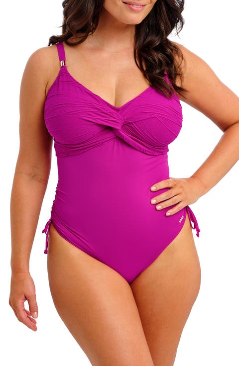 Beach Waves Twist Front Underwire Jacquard One-Piece Swimsuit