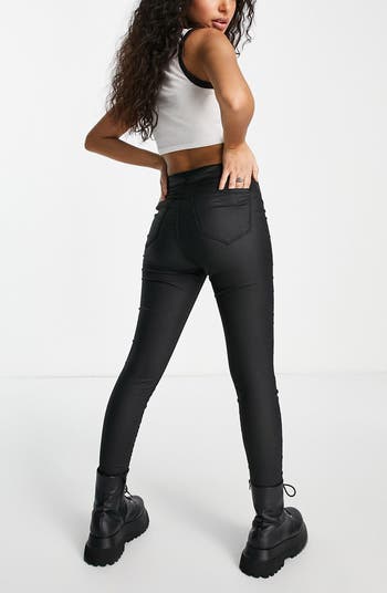 Joni High Waist Jeans <br />