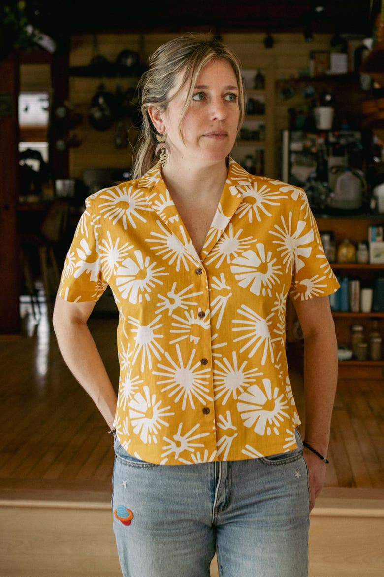 Mila Cropped Shirt, Alternate, color, Solar Bloom