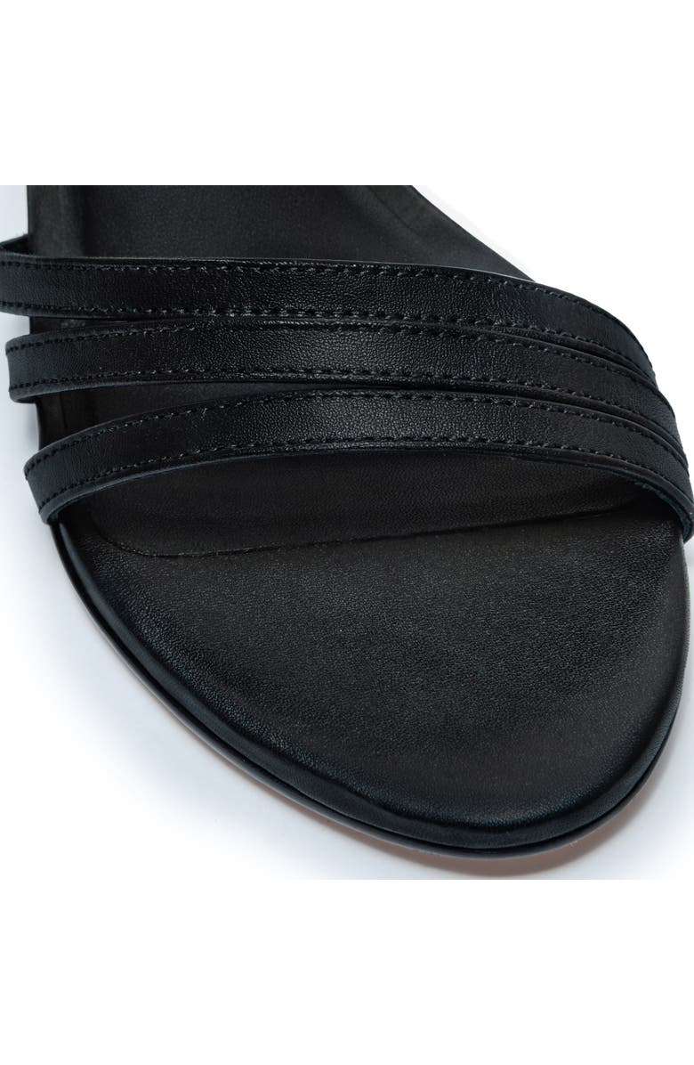 Bernardo Footwear Lima Low Heel Sandal, Alternate, color, Black