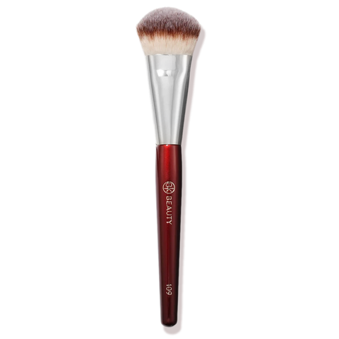 109 Mini Contoured Foundation Brush