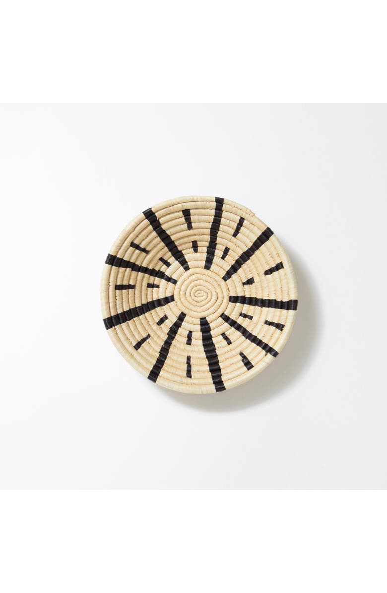 Maadili Collective Small Starburst Basket, Main, color, Natural