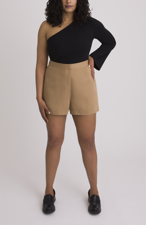 The Anywhere Short For Full Hips And Thighs