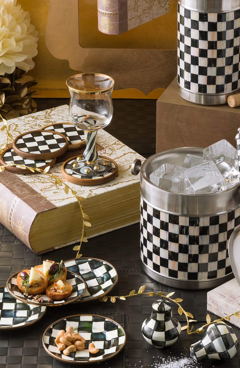 MACKENZIE CHILDS Courtly Check Set of 4 Enameled Steel Appetizer Plates, Alternate, color, Black/ White