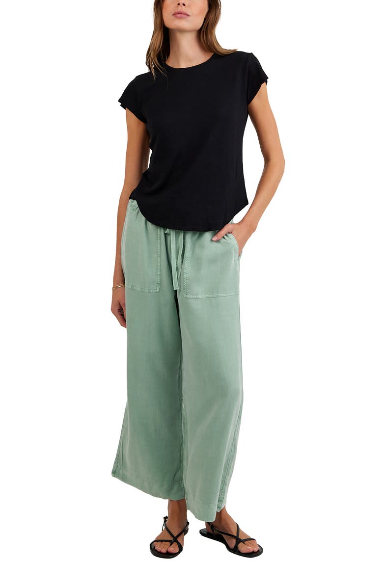 Bella Dahl Cotton Blend Slub Baby Tee, Alternate, color, Black