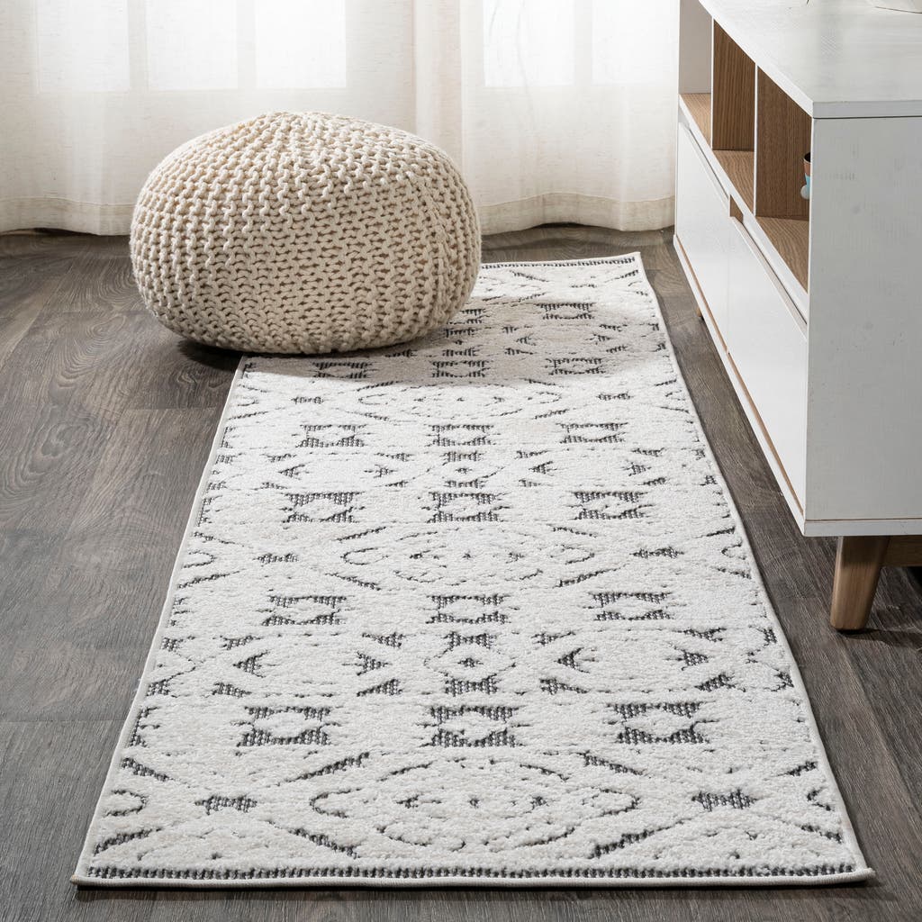 Jonathan Y Citta High-low Pile Mediterranean Tile Indoor/outdoor Area Rug In White/black
