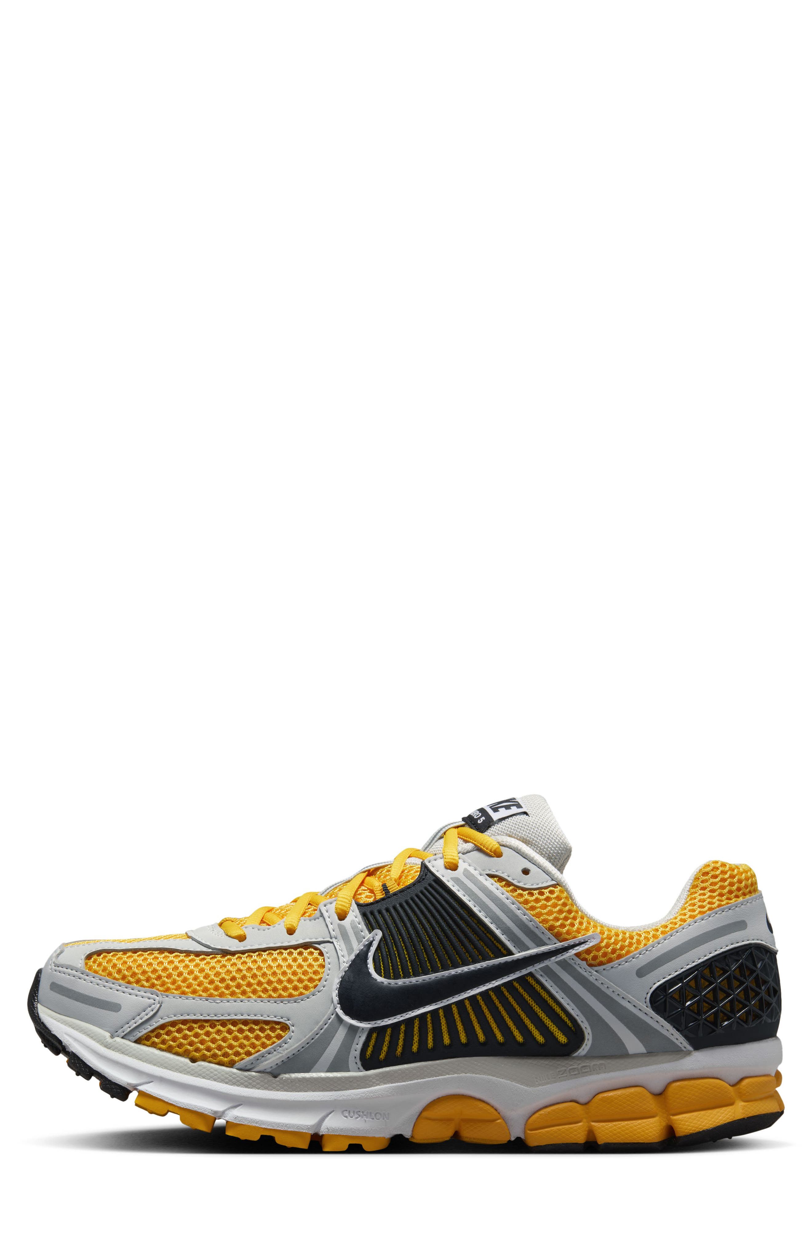 Zoom Vomero 5 Sneaker, Alternate, color, PHOTON DUST/ BLACK/ GOLD