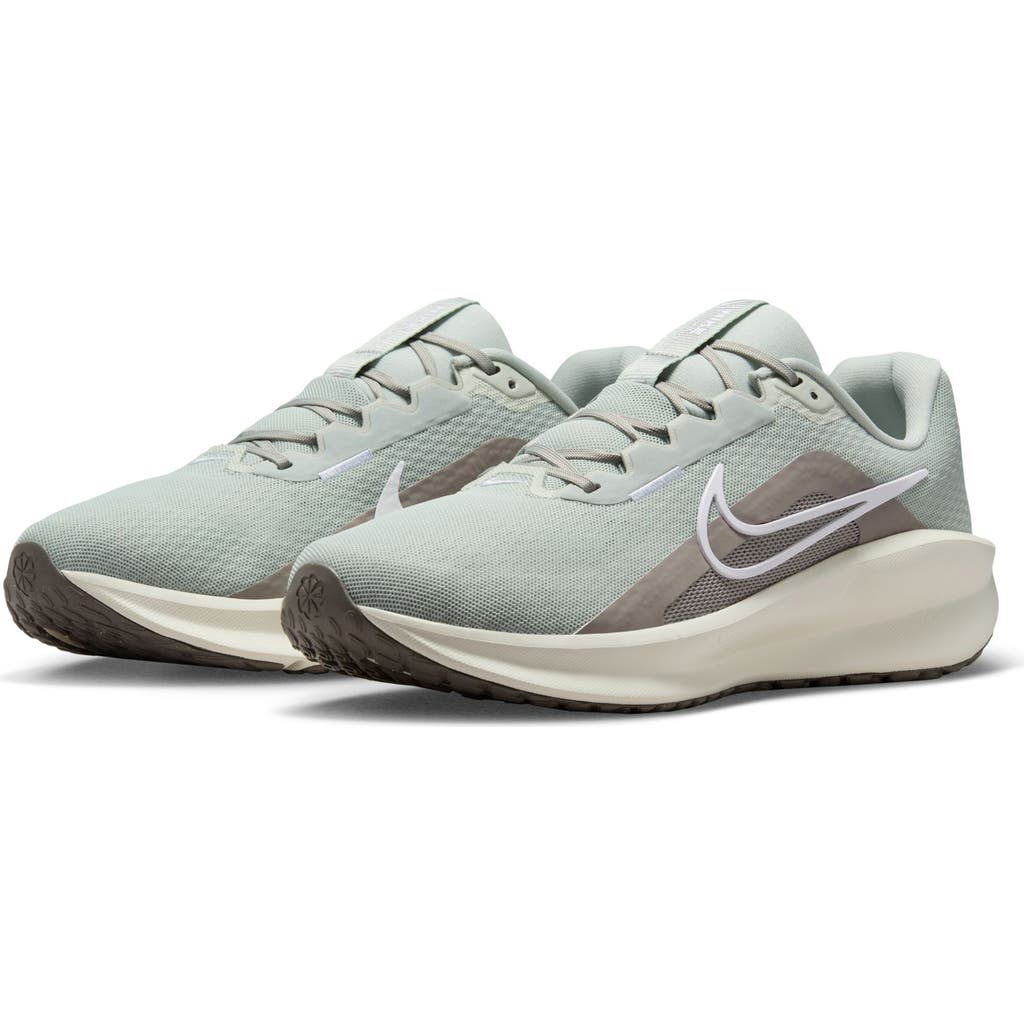 Nike Downshifter 13 Running Shoe In Multi