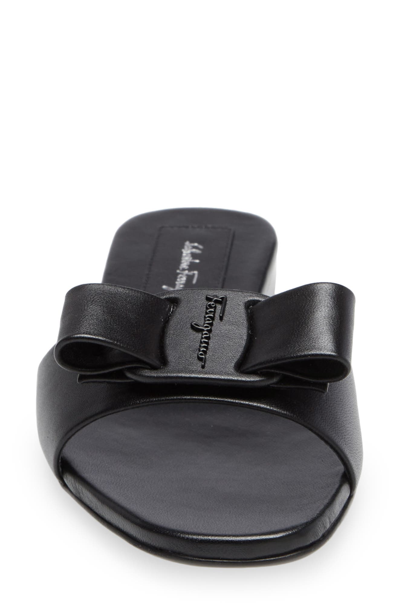 FERRAGAMO Salvatore Ferragamo Vicky Bow Slide Sandal, Alternate, color, 