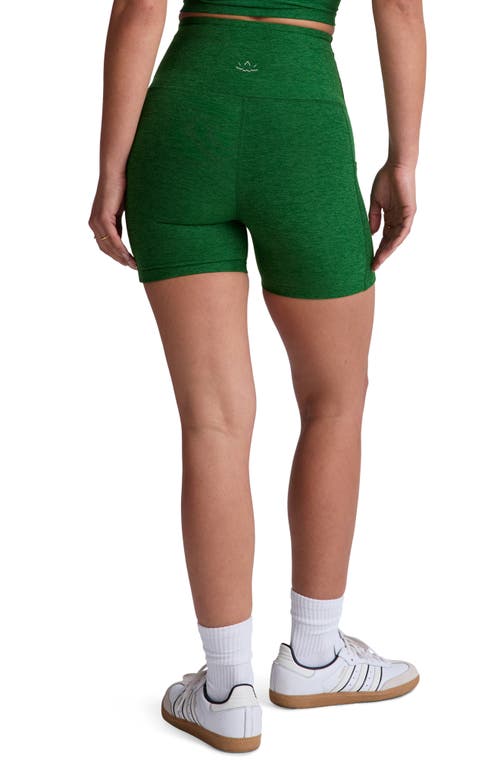 BEYOND YOGA BEYOND YOGA SPACE DYE KEEP PACE BIKE SHORTS 