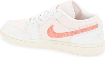 Air Jordan 1 Low SE Sneaker