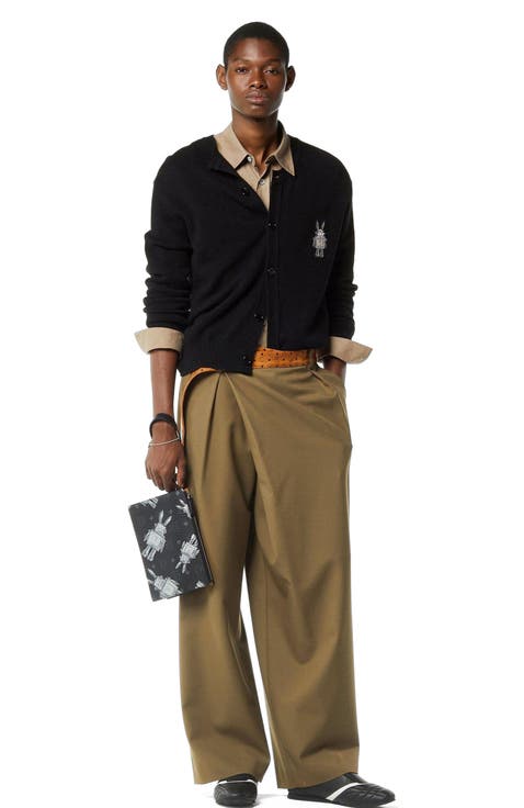 Wristlet Standing Pouch w/ Chain Strap in Rabot Visetos