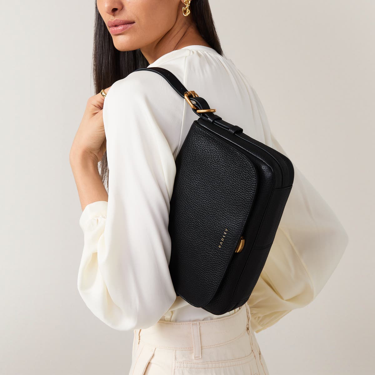 Radley Grafton Street Small Flapover Crossbody Bag, Alternate, color, Black