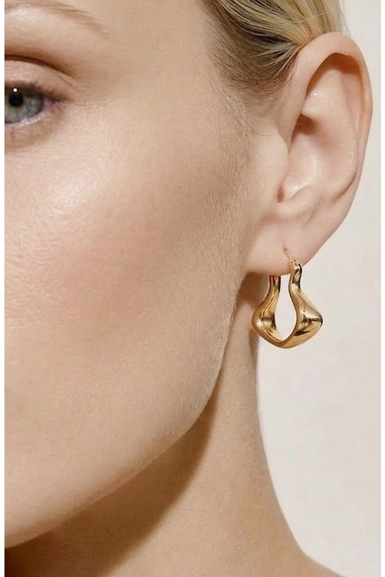 Curved Mini Hoop Earrings, Alternate, color, Gold