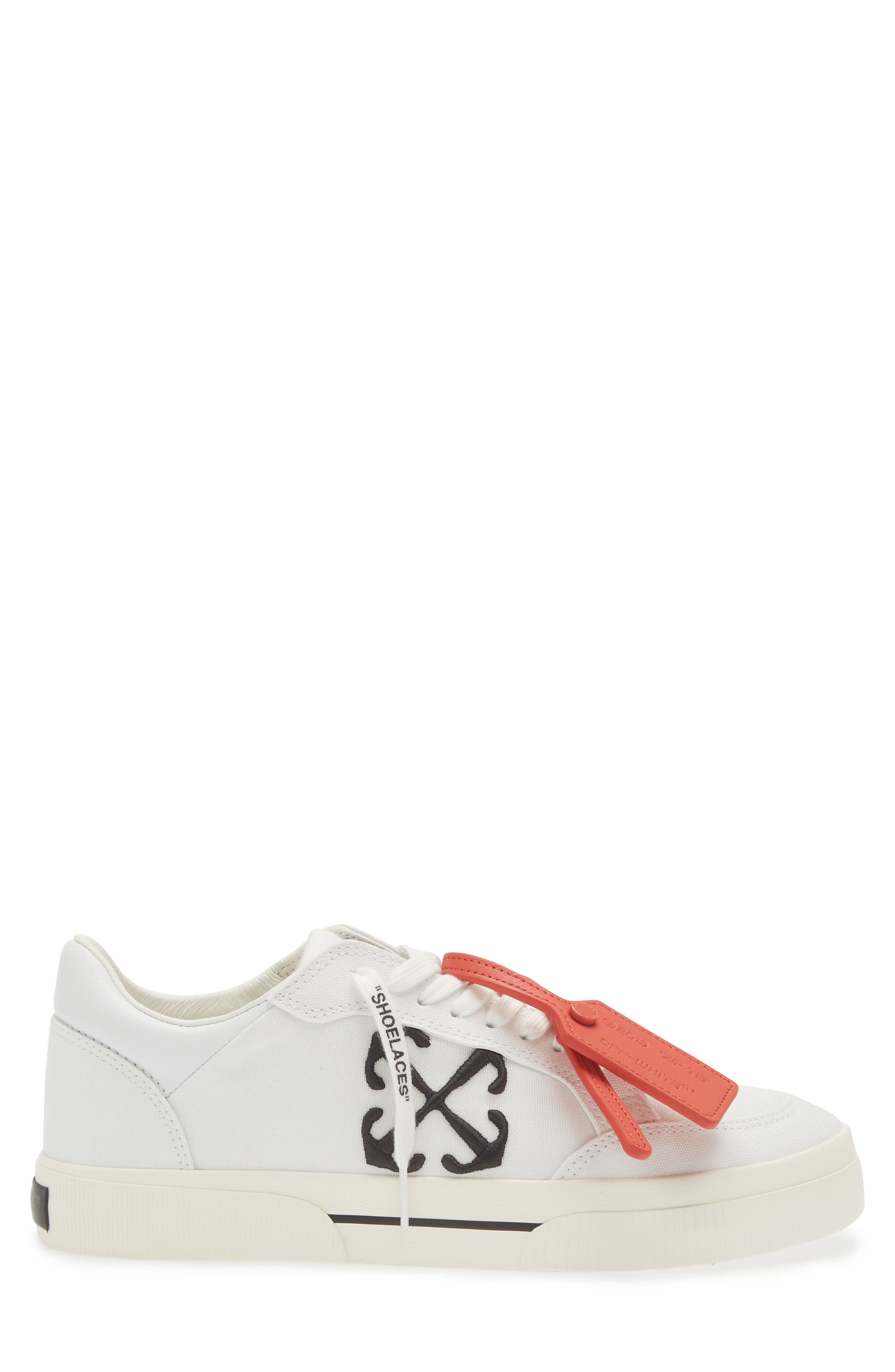 Off-White Arrow Canvas Low Top Sneaker, Alternate, color, White - Black