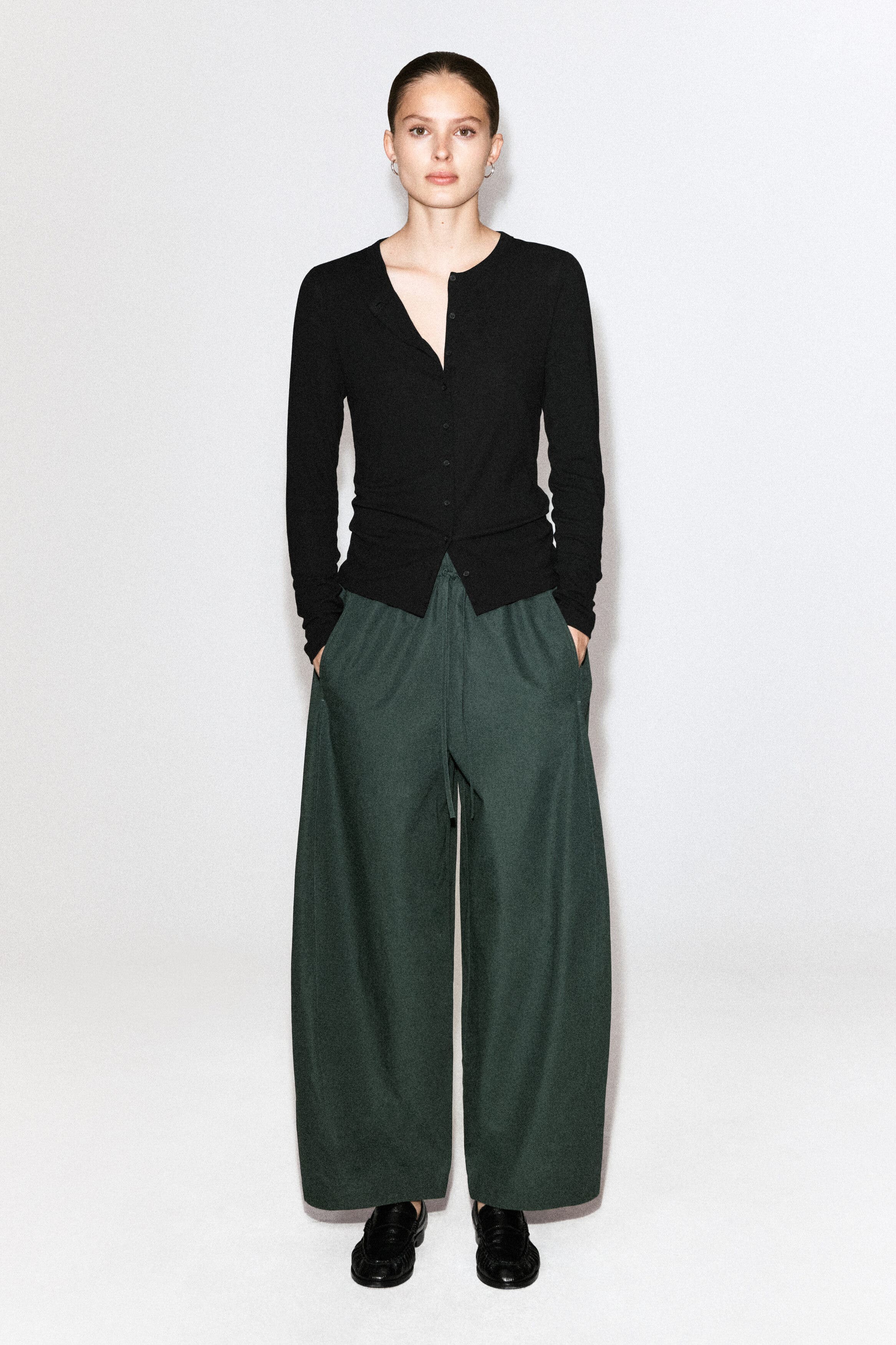 DARK GREEN
