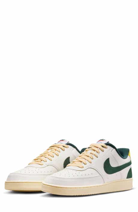Nike Court Vision Low Sneaker