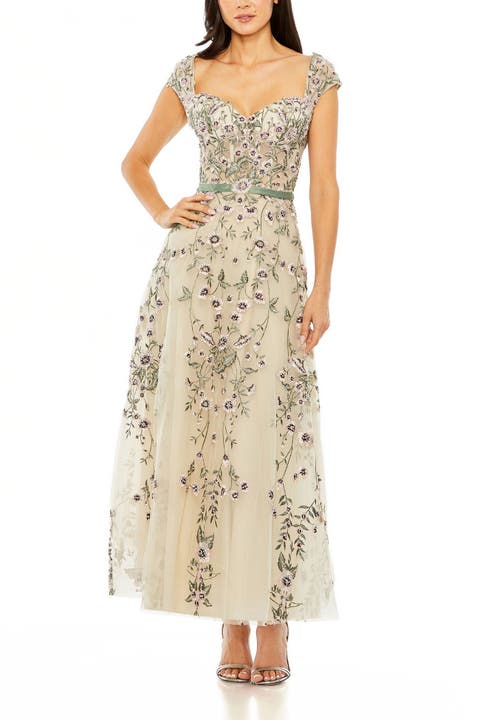 Floral Embroidered Sweetheart Neckline Dress