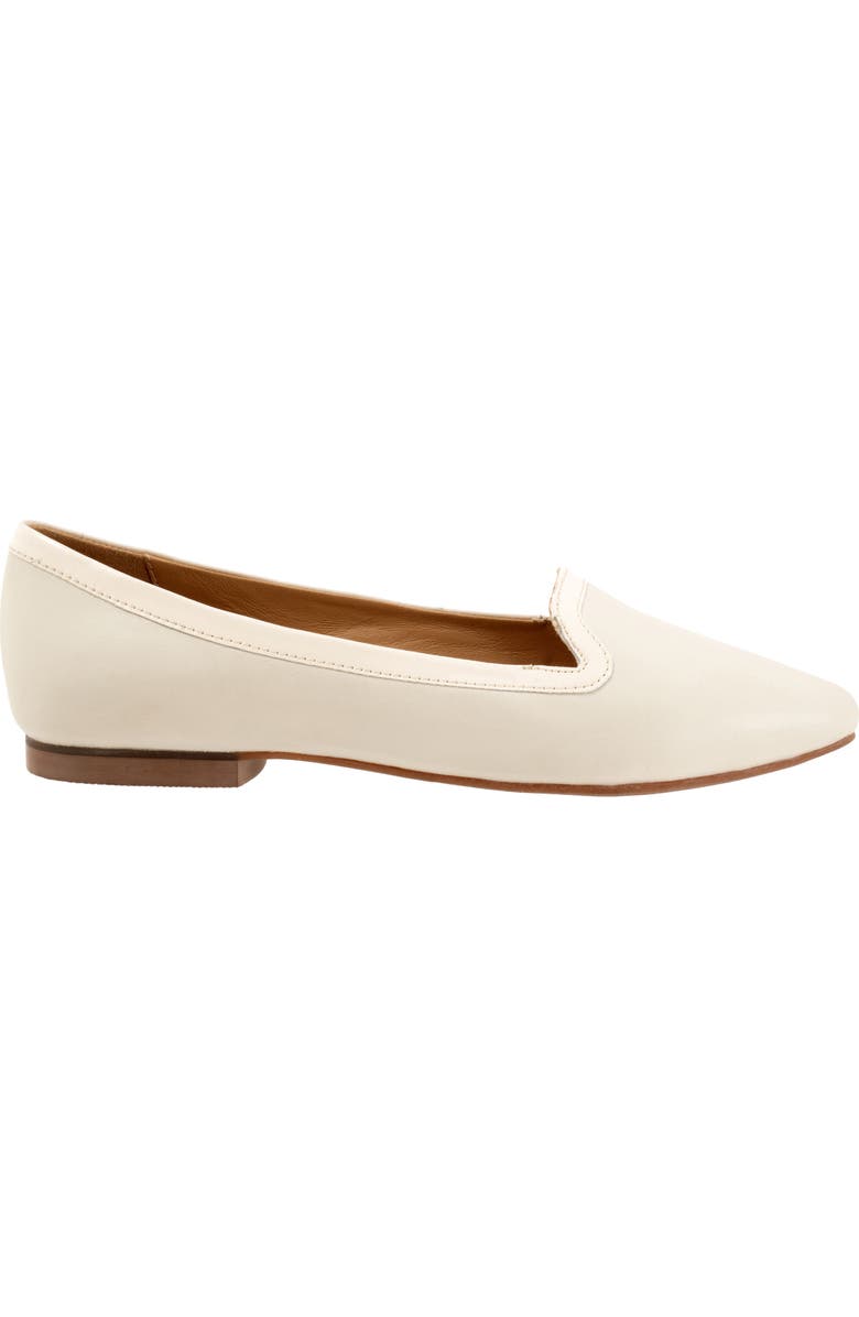 Trotters Hannah Pointed Toe Flat, Alternate, color,