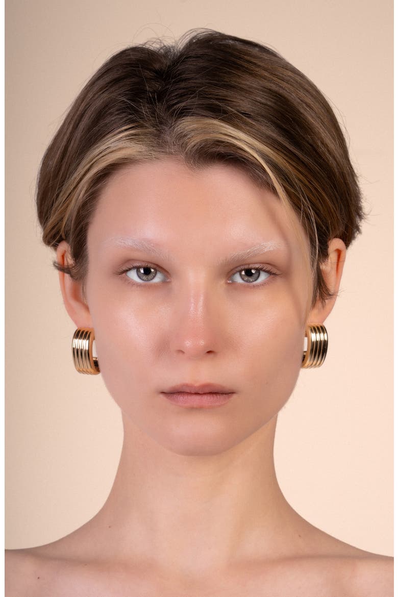 Signore Oval Hoop Earrings, Alternate, color, YELLOW GOLD