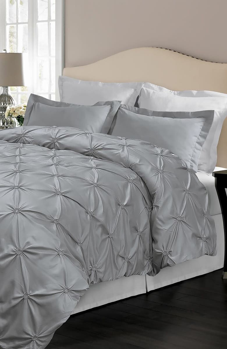 BLUE RIDGE HOME FASHIONS Oversize Floral Pintuck Microfiber 3-Piece Duvet Cover Set, Main, color, 