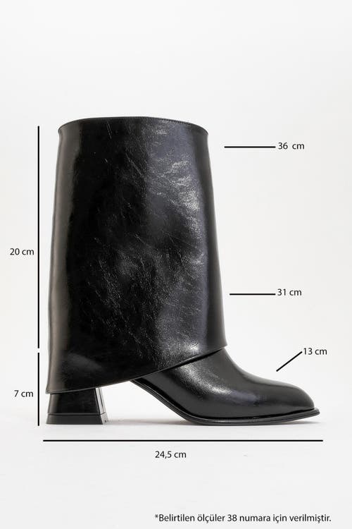 Prologue Shoes Ellas Chunky Heel Boot In Black
