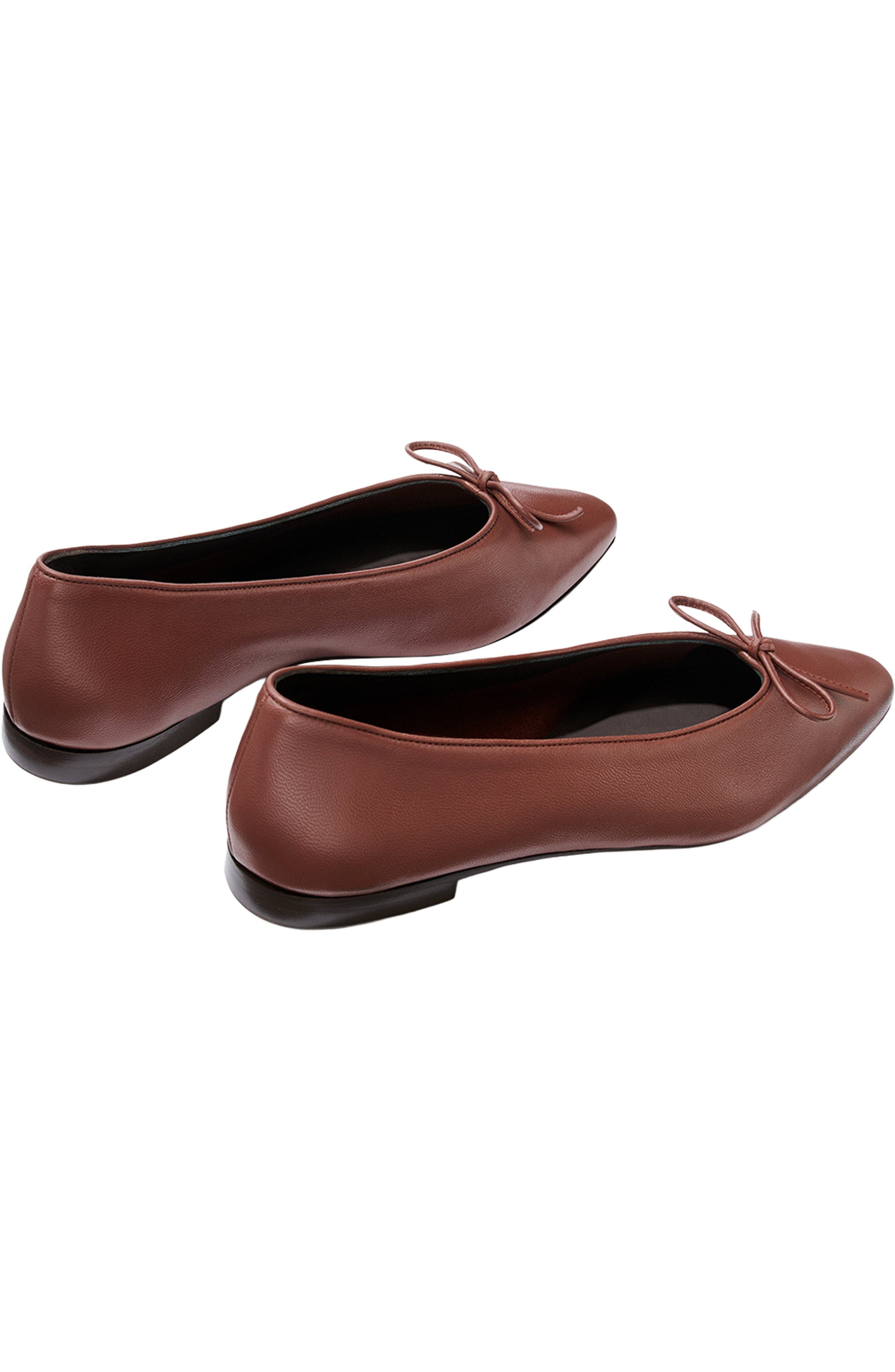 The Salamanca Flats, Alternate, color, Brandy Nappa
