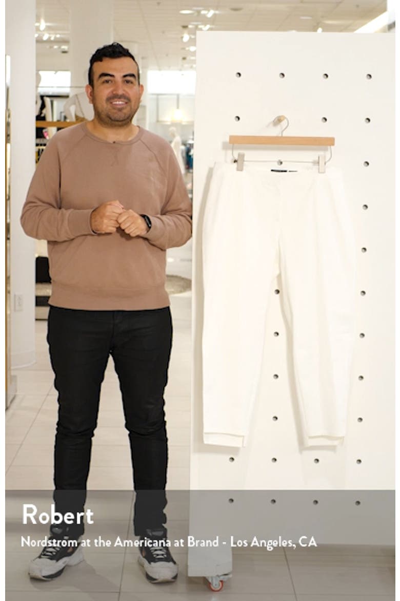 Manhattan Fundamental Step Hem Slim Pants video