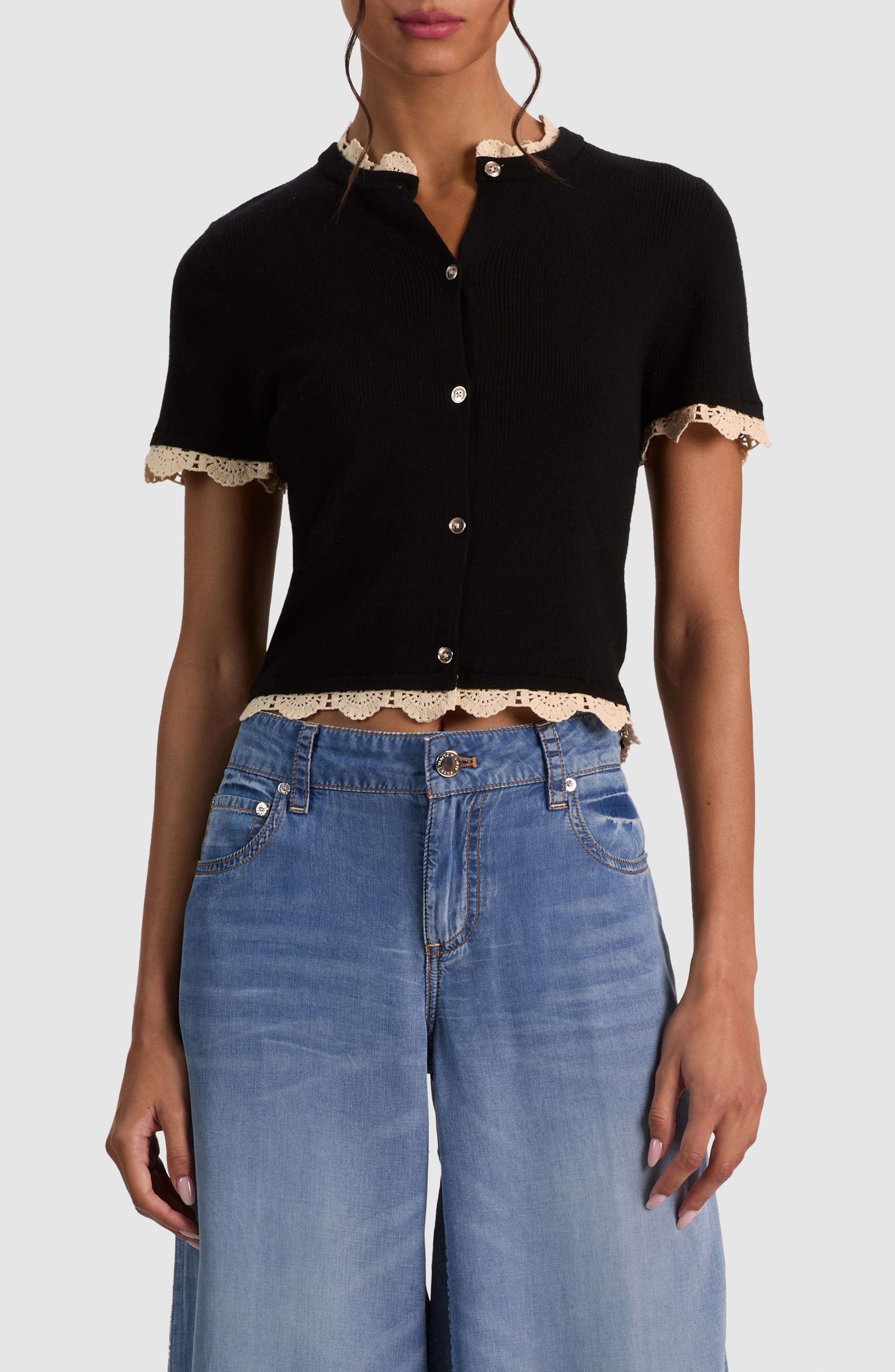 selected BLACK/ NATURAL